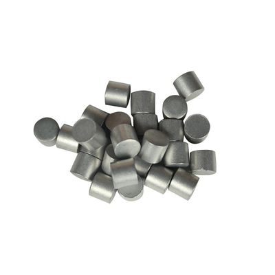 1070 Particule d'aluminium à dôme plat pour le sablage et le sablage avec trou personnalisé